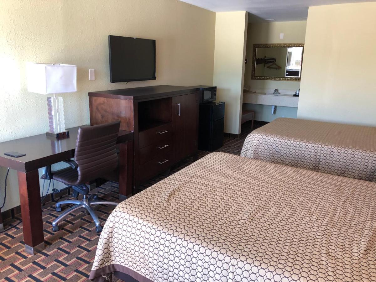 La Grange Executive Inn And Suites المظهر الخارجي الصورة
