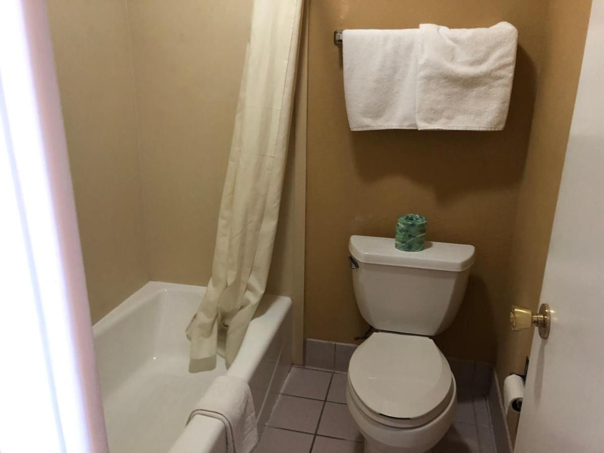 La Grange Executive Inn And Suites المظهر الخارجي الصورة